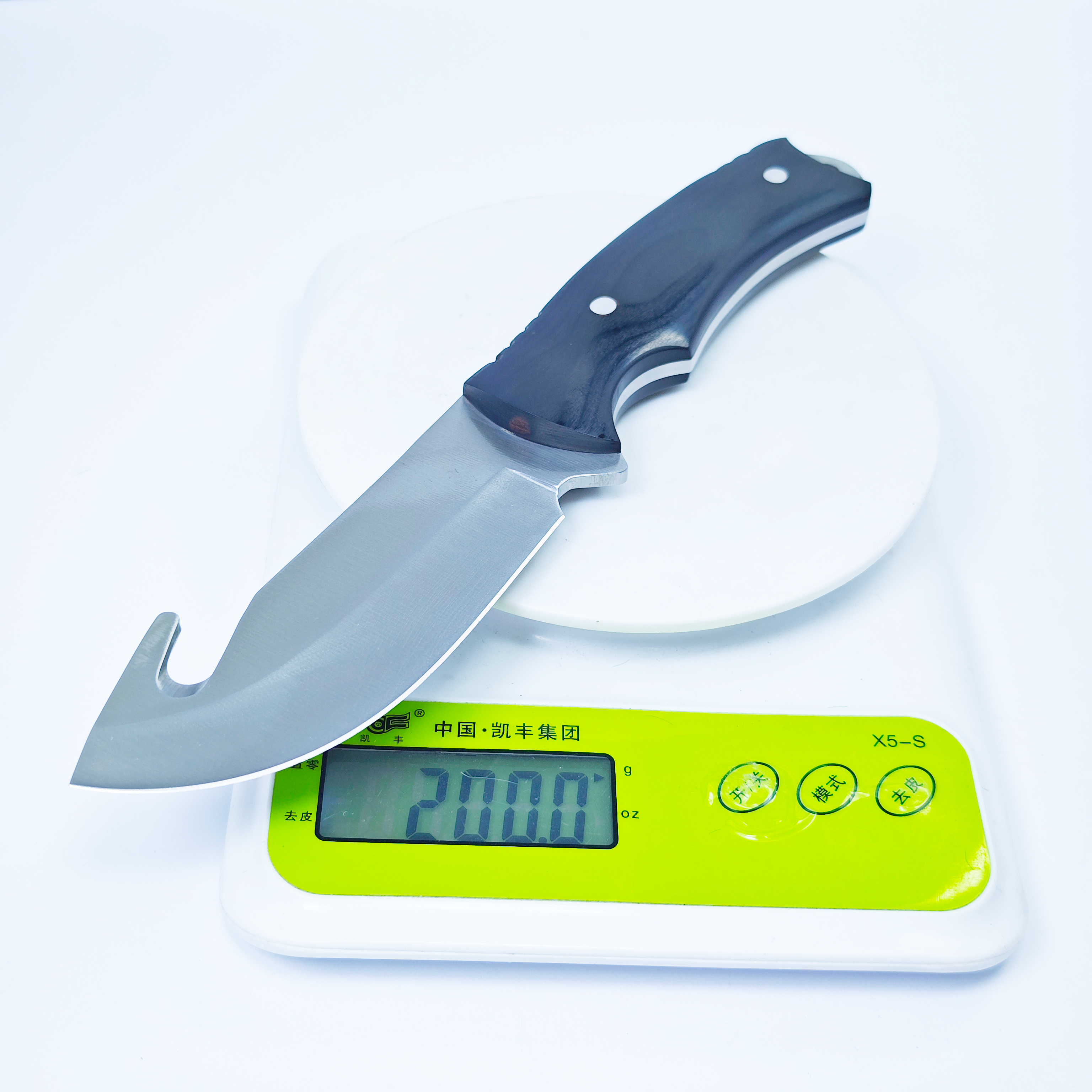 7 7
