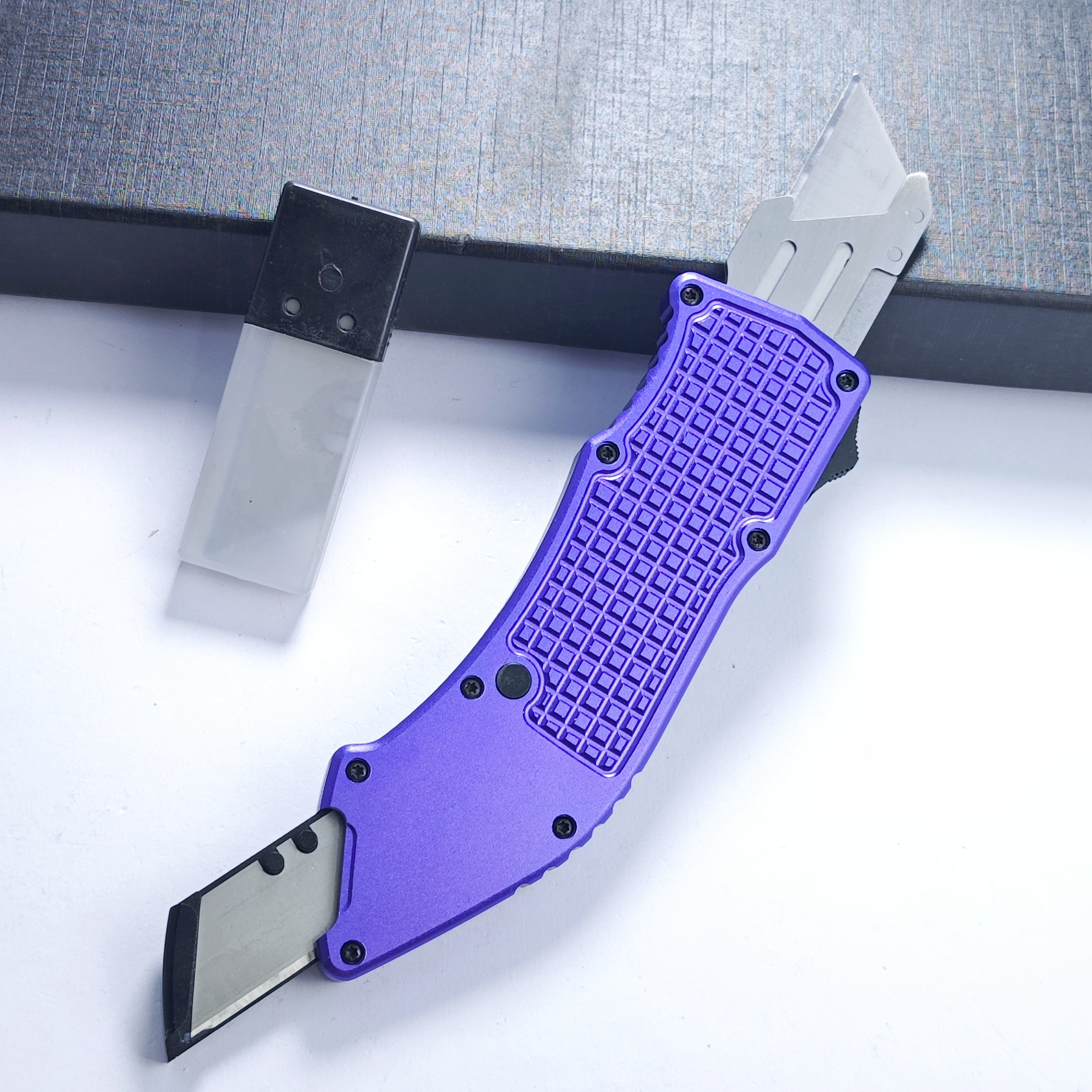 Camping Outdoor Pocket EDC Cutting Tool Box Cutter Hobby Knife Precision Auto Otf Folding Cutter Knife