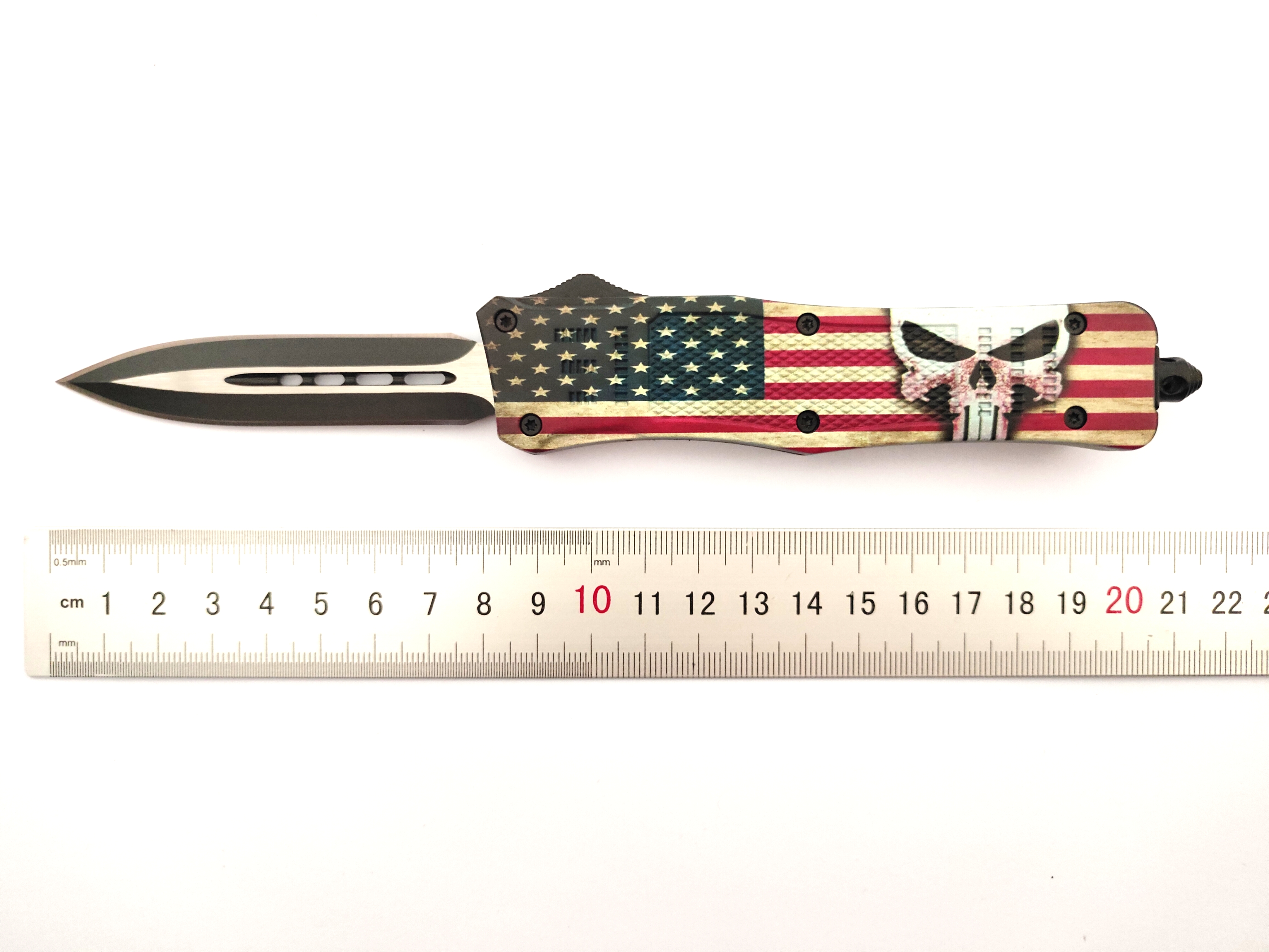 Double Edge Spear Point Zinc Alloy Push Button Swift Movement Otf Automatic Knife