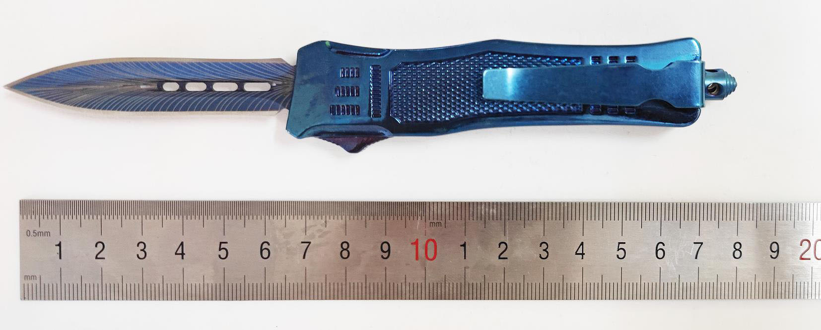 Double Blade Folding Titanium Outdoor Auto Otf Automatic Knife Camping Tactical Survival Knife