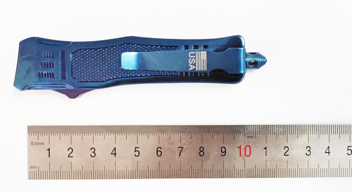 Double Blade Folding Titanium Outdoor Auto Otf Automatic Knife Camping Tactical Survival Knife