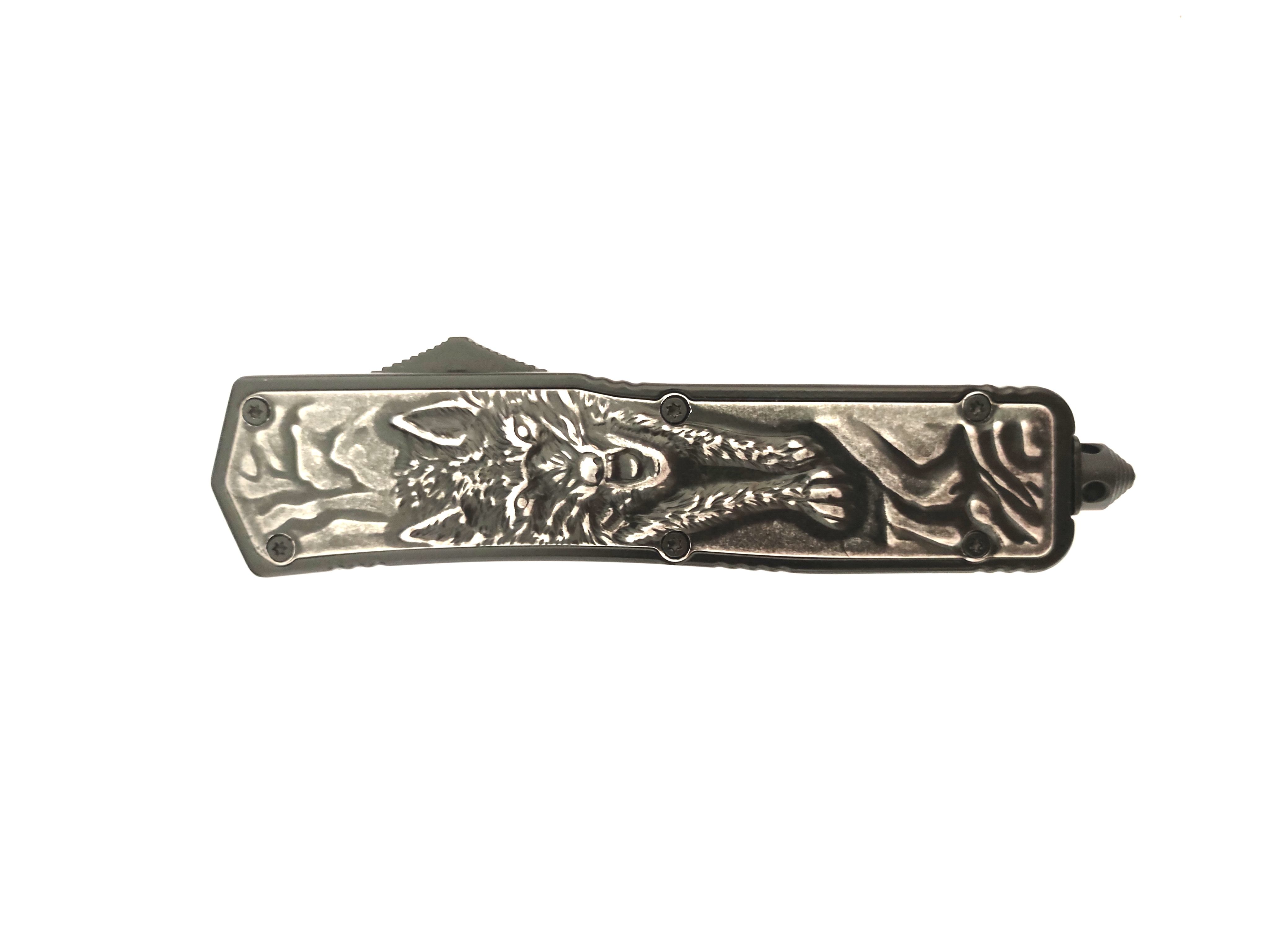 Otf New 3D Pattern Engraved Zinc Alloy Handle Tactical Wolf Combat Automatic Knife
