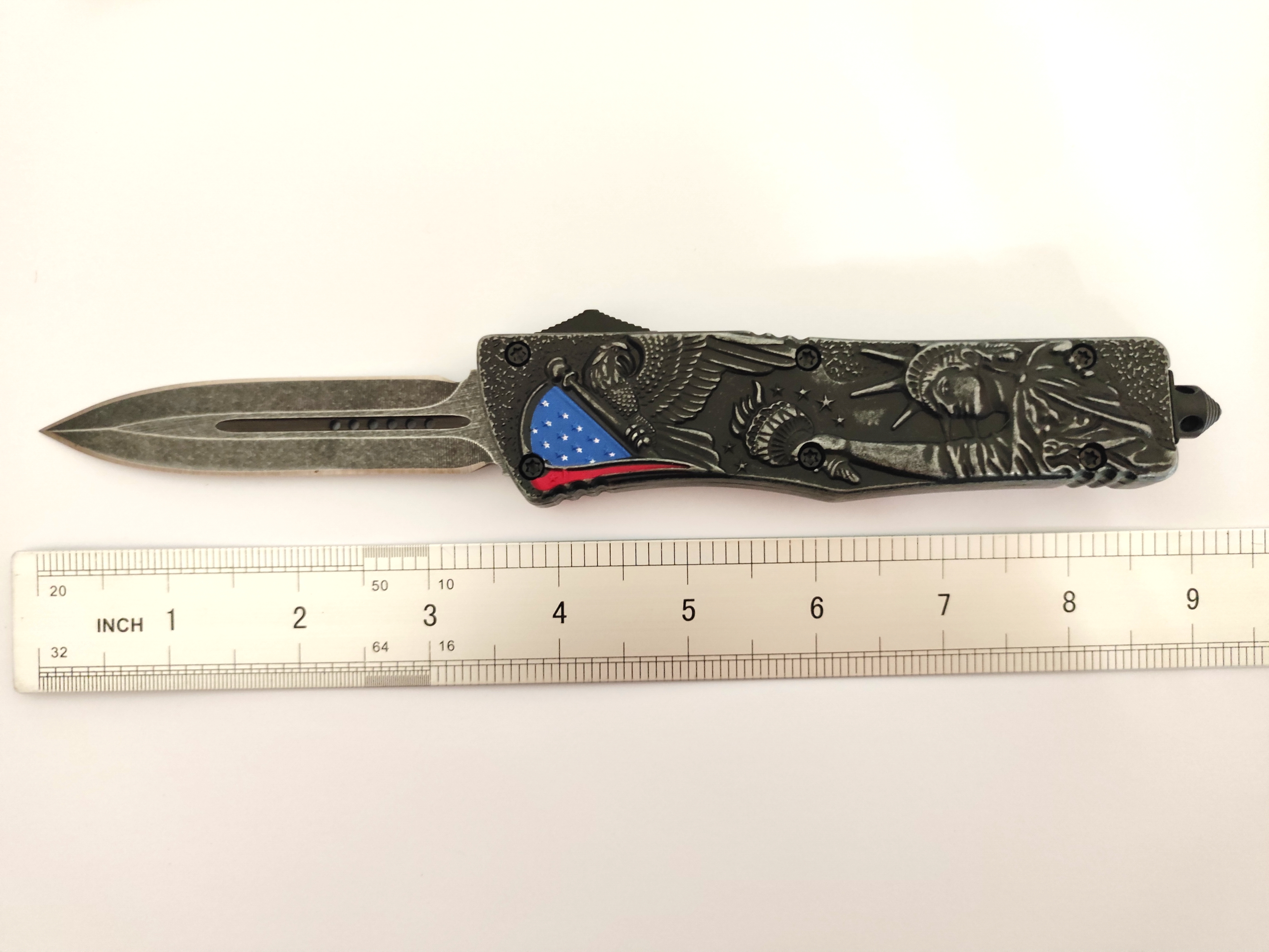 3D Engraved American Statue of Liberty Button Lock Push Automatic Otf Out The Front Knife