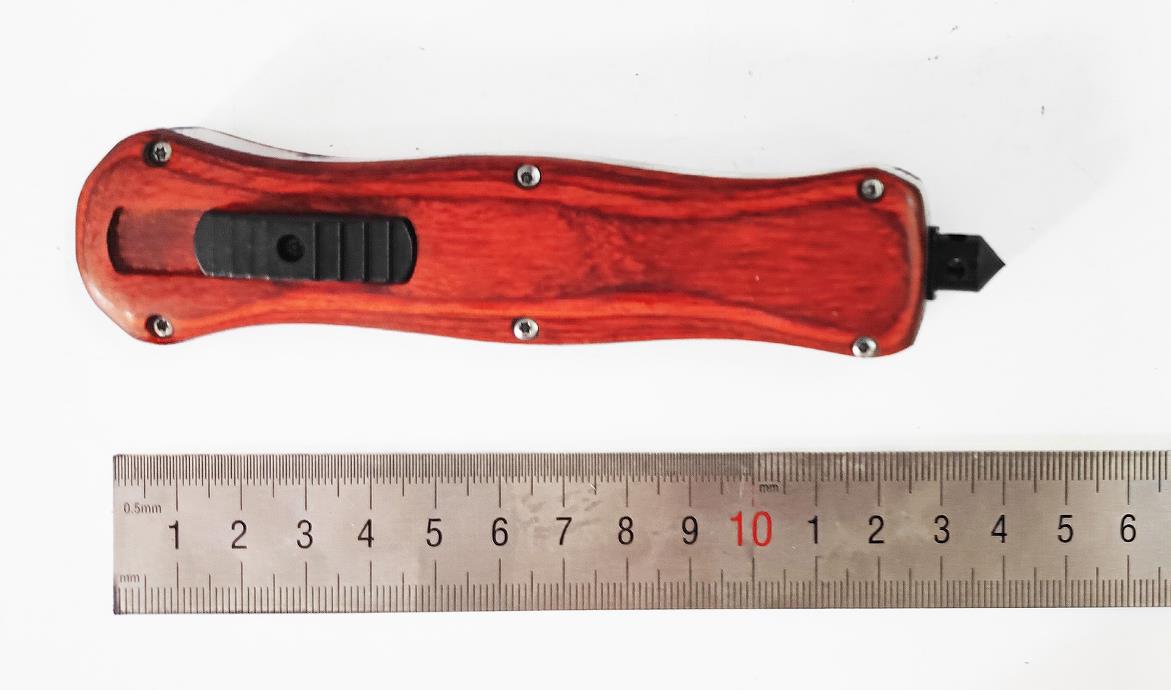 Benchmade Large Defense Combat Delta Otf Wood Force Design 440 Blade Automatic Tactical Knife