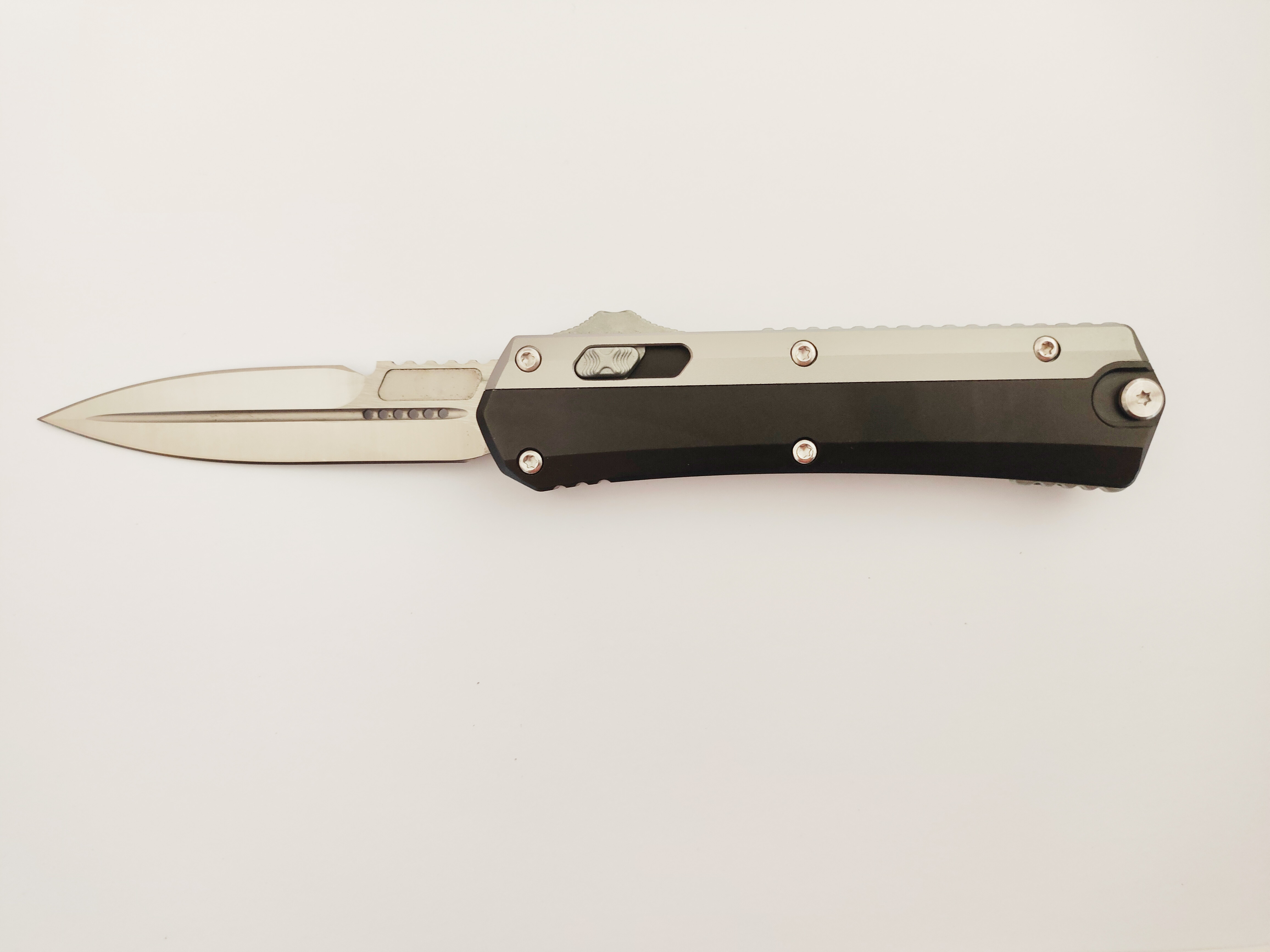 Outdoor Hunting Utility EDC Tools Bayonet Blade Point Aluminum Handle Automatic Knives