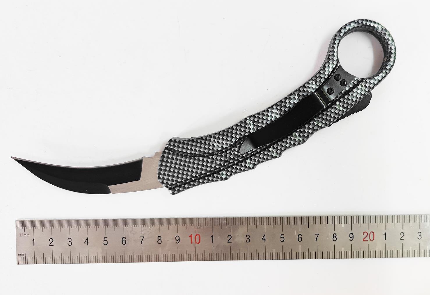 Chinese Wholesale Carbon Fiber Coated Dinosaur Bone Otf Auto Karambit Knife