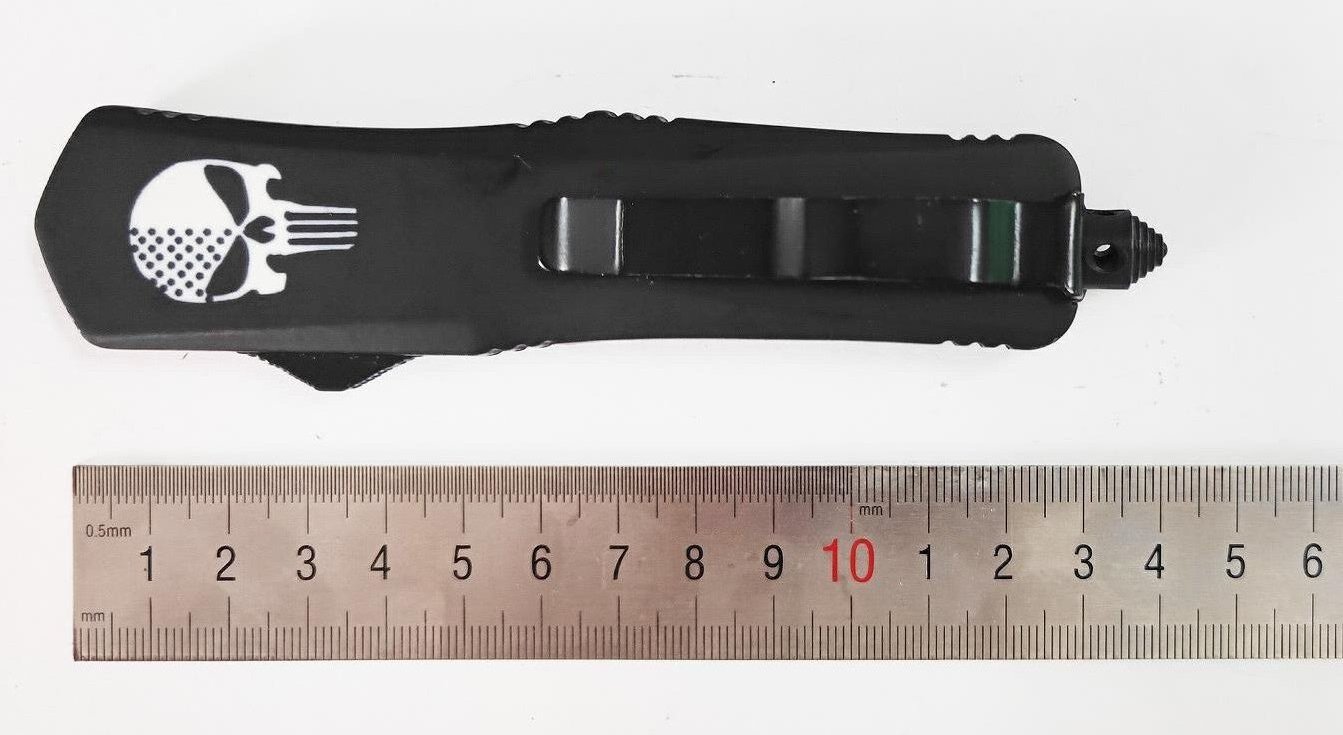 Rubber Coated The Punisher Skull Self Defense Tactical Folding Auto Otf Knife