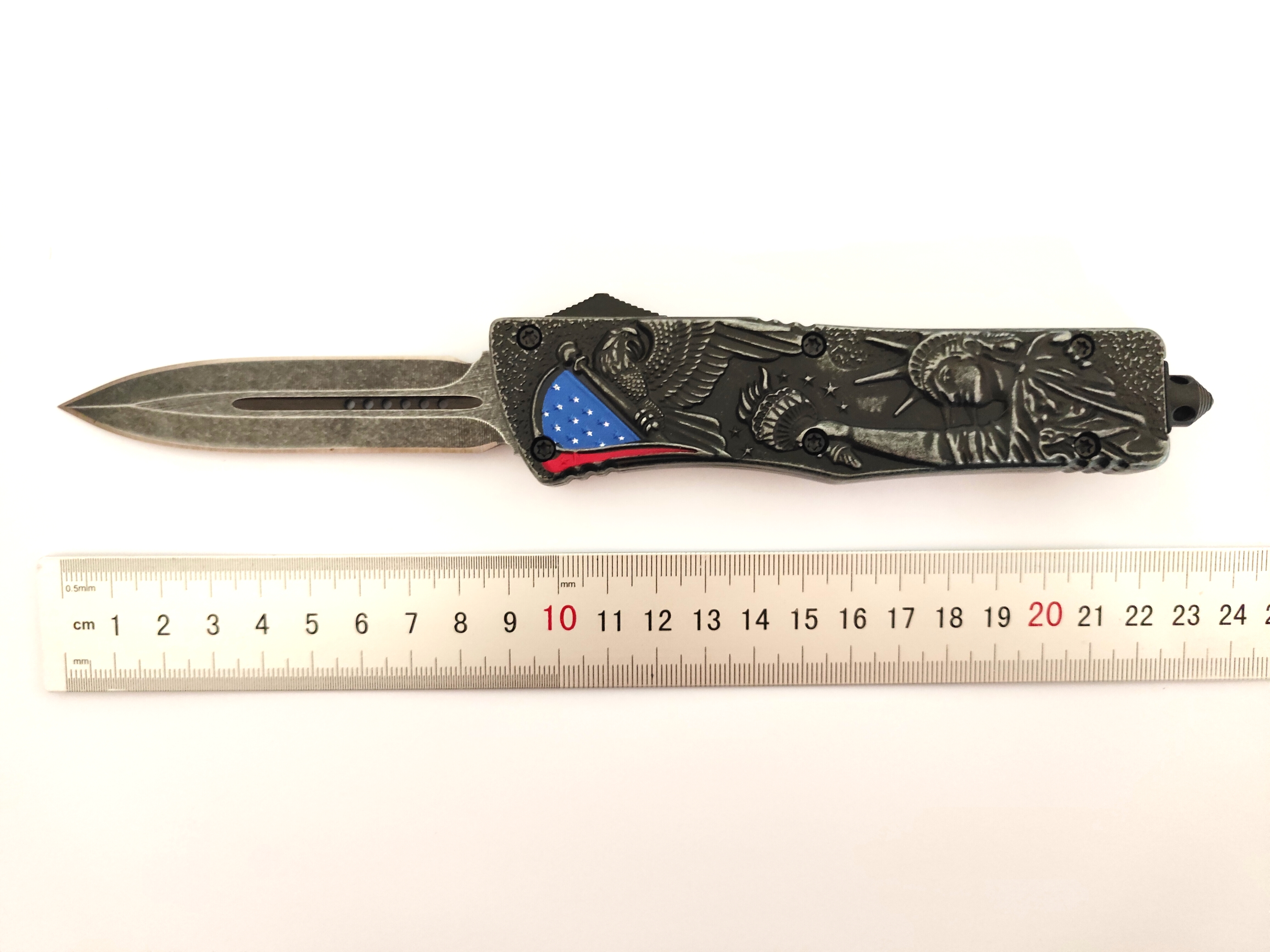3D Engraved American Statue of Liberty Button Lock Push Automatic Otf Out The Front Knife
