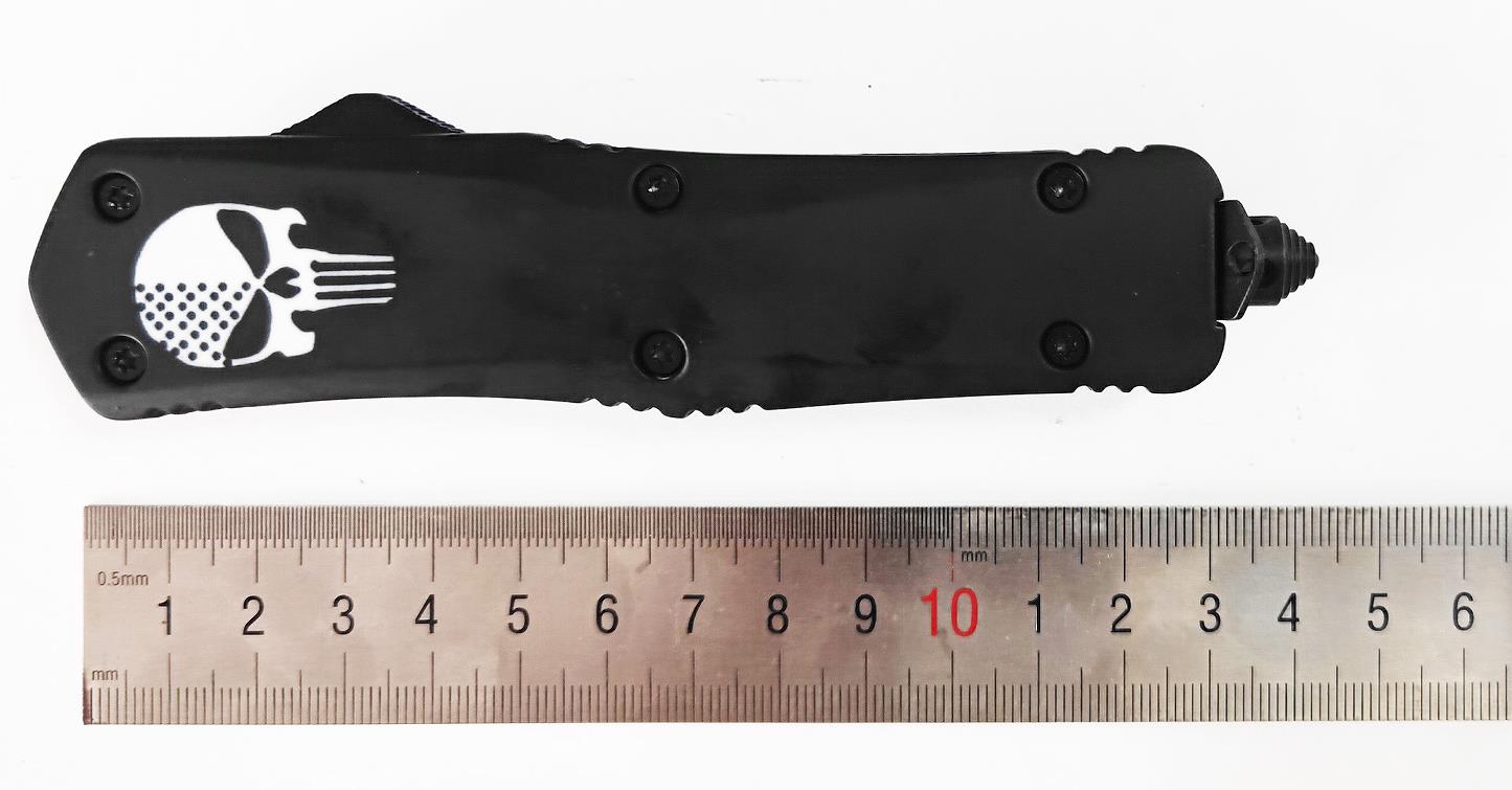 Rubber Coated The Punisher Skull Self Defense Tactical Folding Auto Otf Knife