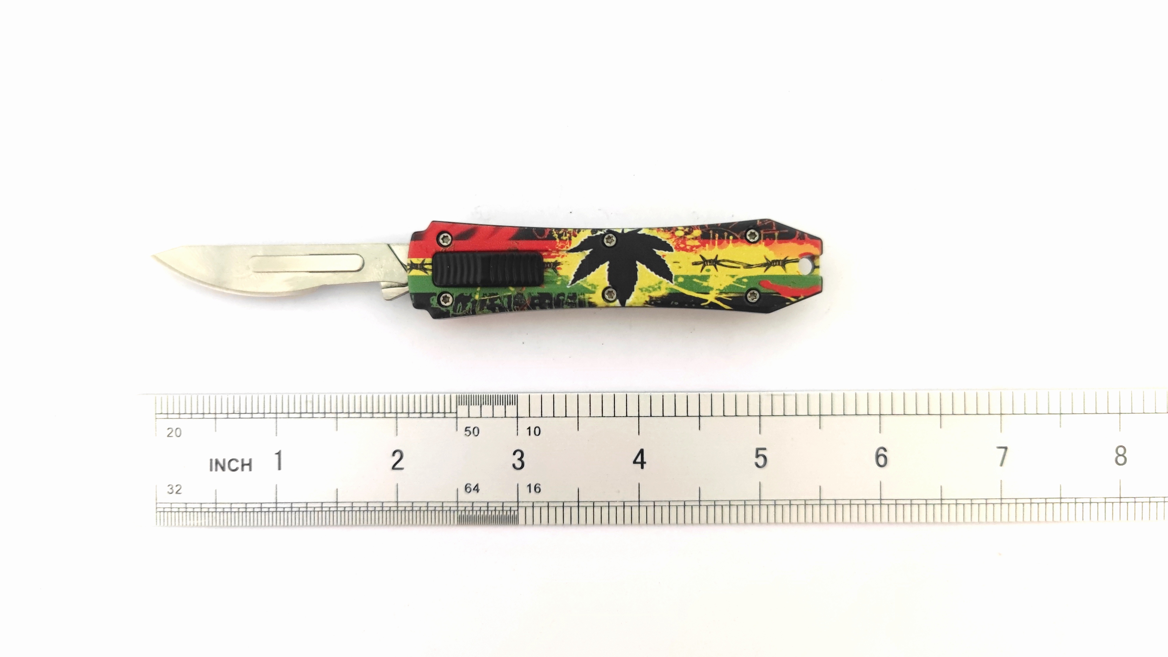 Carbon Steel Surgical Blade Multiple Use Replaceable Otf Automatic Scalpel Knife with Clip