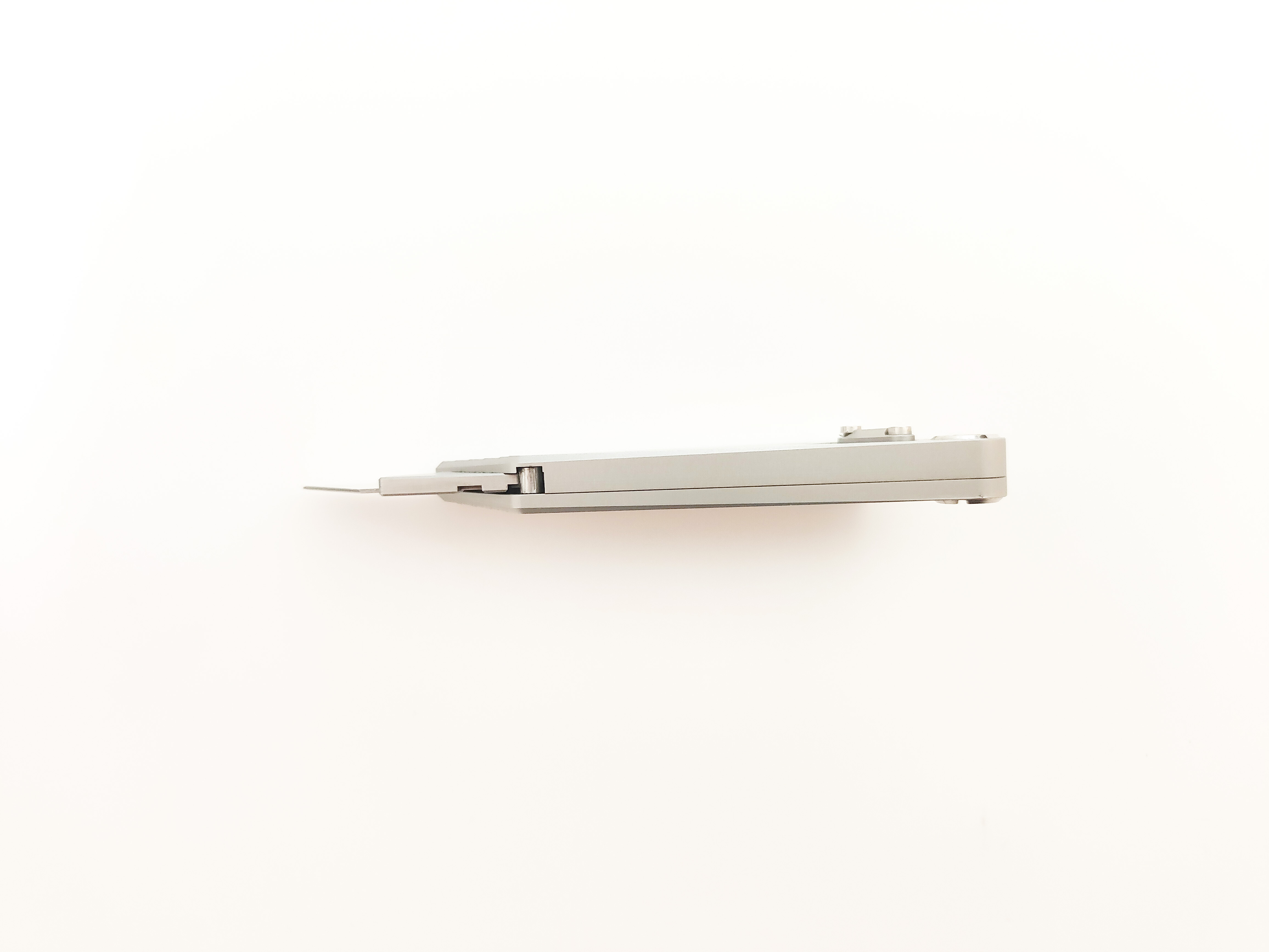 Premium Stainless Steel Gravity Actuated Everyday Carry (EDC) Utility Razor Knife | Custom Logo