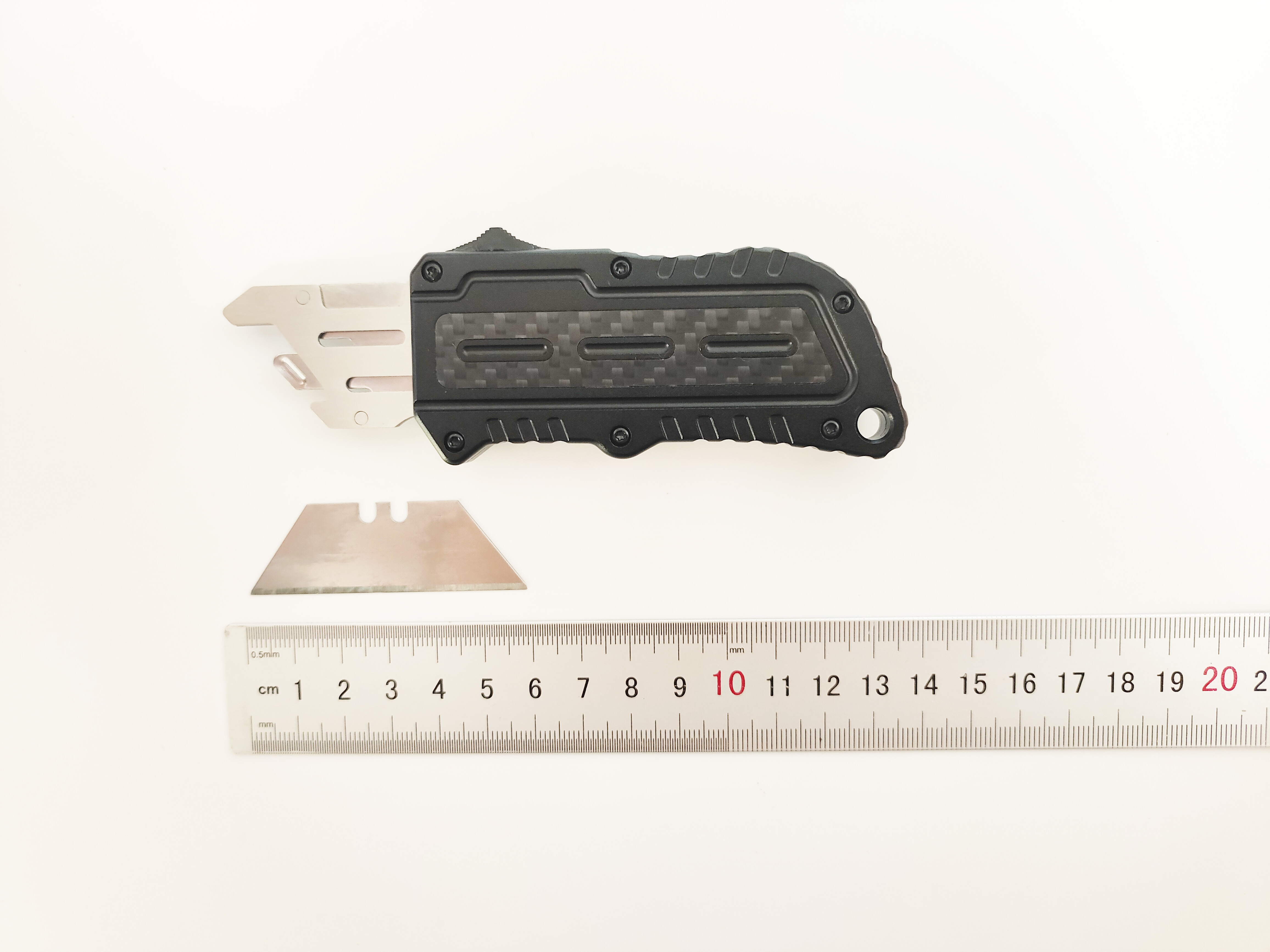 Custom CNC Aluminum OTF Utility Knife Manufacturer | Heavy Duty Retractable Knife OEM Supplier