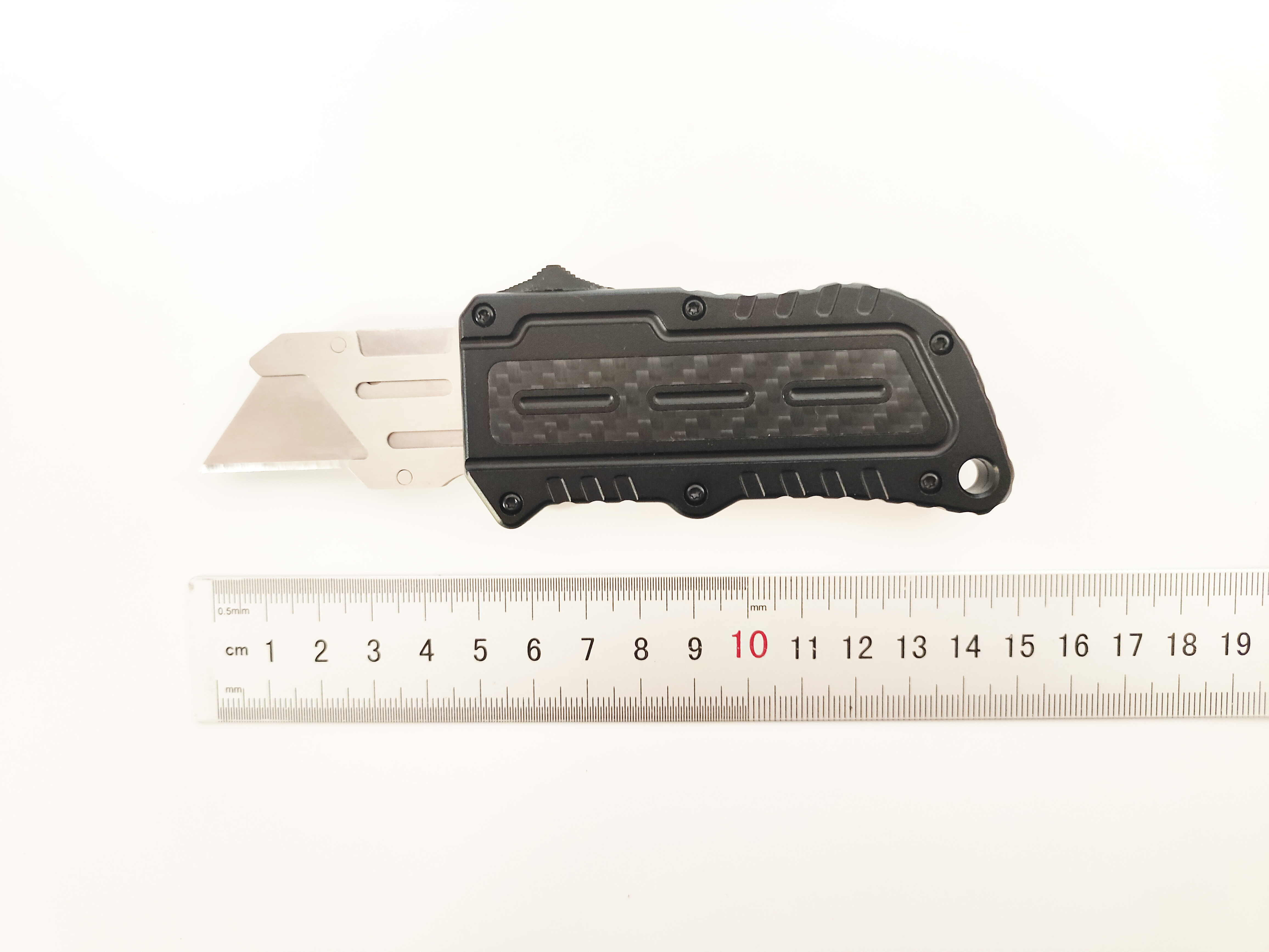 Custom CNC Aluminum OTF Utility Knife Manufacturer | Heavy Duty Retractable Knife OEM Supplier